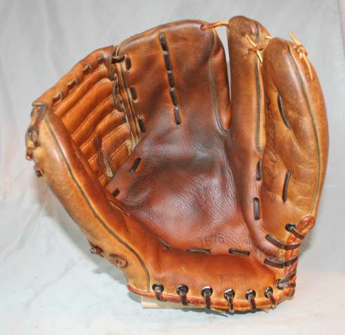 Bob Allison Norcon 1676 Front